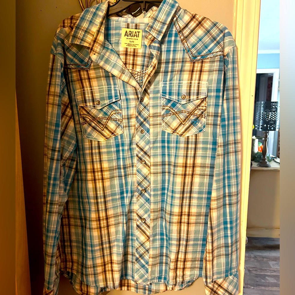 Size Large Ariat Western button-down shirt